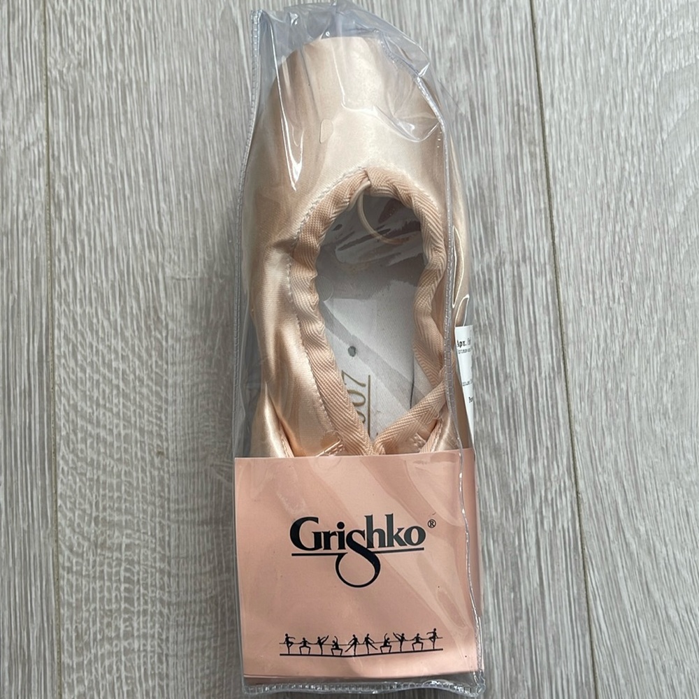 Grishko 2007 ballet pointe shoe
